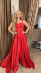 Rotes Abendkleid